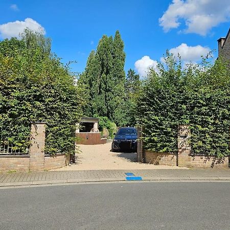 Camper Met Sauna En Zwembad In De Rand Van De Vlaamse Ardennen Hotel Haaltert Buitenkant foto